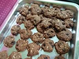 Biskut coklat chip cookies mudah ala famous amos. Resepi Raya 2019 Famous Amos Cookies Youtube