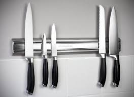 Andrew James Porte Couteaux Magnetique X2f Barre Magnetique A Couteaux En Acier Inox 45cm Magnetic Knife Rack Knife Knife Rack