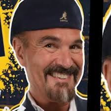 Ben Vanek's Instagram, Twitter & Facebook