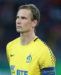 Вероника горечавковая (veronica gentianoides) широко распространена на юге европейской части россии, в крыму, на кавказе и в малой азии. Anton Shunin Wikipedia