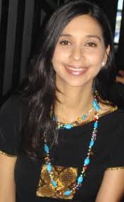 Ayu Azhari Resmikan Pernikahannya dengan Mike Tramp