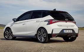 Abgerundet wird das ganze von der neuen heckklappe mit integriertem nummernschild sowie den 15 und 16 zoll leichtmetallfelgen. Der Neue Hyundai I20 Kommt Auch Als N Line Autohaus Ranaldi Hyundai Vertragshandler Werkstatt In Wiesloch