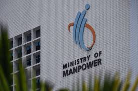 Sie wird von der singapore press. S Pore Stops Accepting New Work Pass Holders From High Covid 19 Risk Places Including Maids Singapore News Top Stories The Straits Times