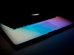 Free download macbook air backgrounds. 45 Beautiful Apple And Macos Desktop Wallpapers Hongkiat