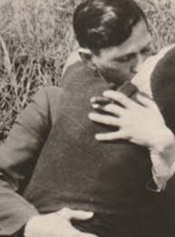 Rare Photos of Bonnie and Clyde Show Them at the End of Their Lives -  InsideHook