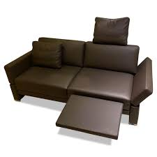 Mit nur wenigen handgriffen wird die rückenlehne umgeklappt. Sofa Alba Leder Unit 0020 Braun Fussstutze Klappbar Und Integrierte Kopfstutzen 2 Sitzer Sofas Sofas Mobelfirst