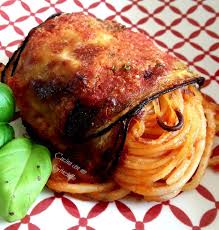 Gli involtini di pollo e melanzane sono il pasto perfetto per tutta la famiglia. Involtini Di Melanzane Ripieni Di Spaghetti Ricette Di Cucina