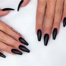 Acrylic coffin nails with flower design. Try Fantastic Black Acrylic Nails Naildesignsjournal Com Black Acrylic Nail Designs Black Matte Acrylic Nails Black Coffin Nails