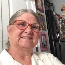 Jessie Sutherland's Instagram, Twitter & Facebook