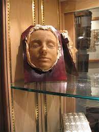 She was born on 8 december 1542 at linlithgow palace and unexpectedly became queen six days later when in 1561, mary returned to scotland to rule as queen. Mary Queen Of Scots Death Mask A Photo From East Lothian Scotland Trekearth