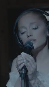 Supernatural Ariana Grande Live: Vocal Showcase and Performance