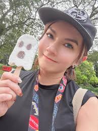 单调的生活总需要些仪式感来给自己增添些小惊喜。 有沒有人也喜歡這種狂野試的爬蟲蛋糕？ #客制化蛋糕#新鲜制作#