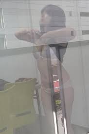 学習塾講師の女】ベランダ潜入!無防備な身体 | アダルト動画・画像のコンテンツマーケット Pcolle