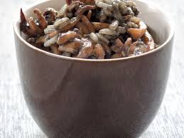 Decouvrez La Recette Risotto A L Encre De Seiche Sur Cuisineactuelle Fr Nourriture Chien Recette Risotto Alimentation