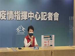 © 由 tvbs新聞網 提供 圖／tvbs 全台新冠肺炎疫情持續延燒，本土確診案例連14日新增破百例，今（28）日新增299例新冠肺炎確定病例，分別為297例本土個案及2例. Cn9uducfctuy1m