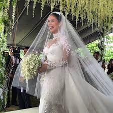 Dj Sta Ana On Instagram The Happy Bride Heart Evangelista Walks Down The Aisle News5aksyon Chizhear Beautiful Wedding Dresses Dream Wedding Dresses Bride