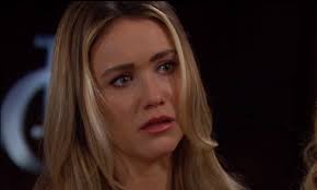 Annika Noelle Archives