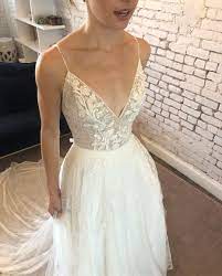 Pin On Inside Flora Bridal Studio Meeting The Wedding Dress Of Your Dreams