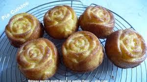 Gateau Quatre Quart Dans Moule Silicone Fleur Une Rose Pia Cuisine Gateau Quatre Quart Recette Gateau Coco Alimentation