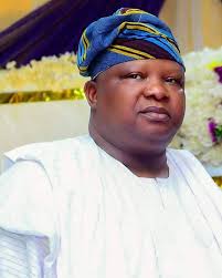 𝔾𝕠𝕕 𝕚𝕤 𝕥𝕙𝕚𝕟𝕜𝕚𝕟𝕘 𝕒𝕓𝕠𝕦𝕥 𝕪𝕠𝕦 🥰 You are precious .. You  are not useless .. You are unique.. God is cooking something.. You are a  king... You are not alone.. Maybe you