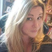 Alexandra Elwell's Instagram, Twitter & Facebook