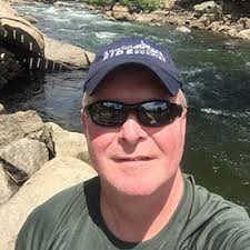 Roger Lintz's Instagram, Twitter & Facebook