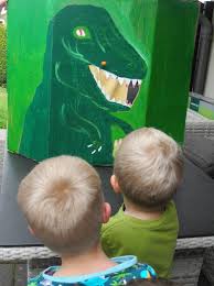 Dino Party Kindergeburtstag Fur Einen Vierjahrigen Dinosaurier Fan Little Red Temptations Kindergeburtstag Kindergeburtstag Jungen Dinosaurier Party