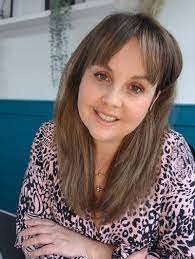 Cheryl Smock's Instagram, Twitter & Facebook