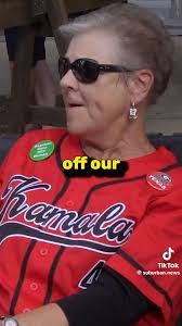 Susan Denley's Instagram, Twitter & Facebook