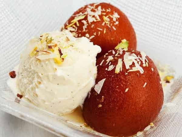 Vanilla with Gulab Jamun (3 Pcs)