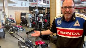 Honda offers superb quality and superior value built to last. Honda Lawn Mowers Dealer Vs Big Box Store Youtube