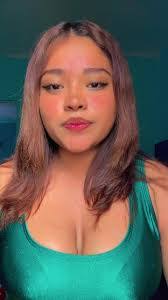 Mary Quiles's Instagram, Twitter & Facebook