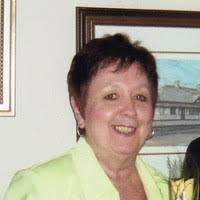 20+ perfiles de «Elizabeth Yale»