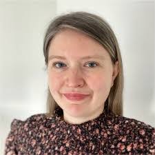 Natalie Blum's Instagram, Twitter & Facebook