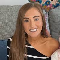 Emily Ogg's Instagram, Twitter & Facebook