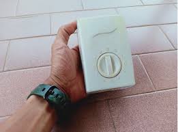 Dalam entri sebelum ini berkaitan kipas siling, sudah diterangkan tutorial cara untuk memasang tidak perlu untuk menukar regulator(pelaras kelajuan) walaupun requlator dari brand lain. Masalah Kipas Siling Rosak Perlahan Bunyi Bising Tidak Hidup Berdengung Dan Kena Kilat Info Dari Pakar Kipas Alangxpert