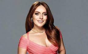 Unlu komedyen cem yilmaz in eski sevgilisi unlu oyuncu serenay sarikaya ile masumlar apartmani yildizi ezgi mola nin kilolu fotografi gundem oldu. Ezgi Mola Nin Eski Halini Gorenler Taniyamadi