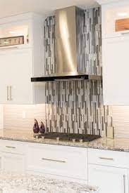 Glass accent tile kitchen backsplash. Cream Tile Kitchen Backsplash With Accent Gray Glass Tile Kitchen Tiles Backsplash Glass Tile Accent Glass Tile Backsplash Kitchen