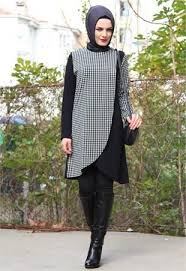 Tesettur Giyim Modelleri Ve Fiyatlari Moda Tasarimcilari Tunik Kadin Kiyafetleri
