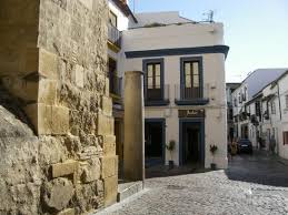 El hostal además ofrece a sus clientes vestíbulo recepción, bar, servicio de recepción 24h, salón restaurante climatizado en el que podrá disfrutar de nuestros variados menús sin preocuparse del tiempo, parking, internet inalámbrico. Hostal Azahar Bewertungen Fotos Preisvergleich Cordoba Spanien Tripadvisor