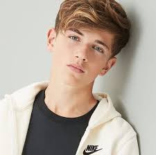 Le vice doit être signalé dans une période de 25 ou 35 ans pour certains produits à compter de l'achat en neuf du produit, cette date figurant sur la facture d'achat. Official Ozzy The Model On Instagram Me For Nikelondon Nextofficial Brands Georgedavidread Hommes Mignons Coiffure Garcon Beau Mec Ado