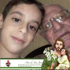 Khloé Kardashian added a new photo.