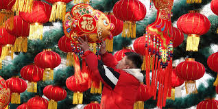 Schon zehn bis zwölf tage vorher werden alle officiellen bureaus geschlossen und bleiben es einen ganzen. Corona Erfahrungen Aus China Neujahr Als Pandemiebeschleuniger Taz De