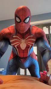 Beffy muscle spiderman showing his big muscles and ball - ThisVid.com