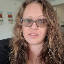 I'm looking for a cleaner, but the problem is I have a small apartment and  I can't imagine it being more tha a couple hours a month. Not really sure.  If anyone