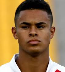 Christopher Olivares fue confirmado como el primer refuerzo de  Universitario para 2024