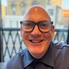 Thank you Swire Properties recognises Pret with Two Leaf Green Kitchen  Award to our beautiful Cityplaza new shop.