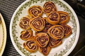 طريقتان لتحضير الكليجة العراقية جد دي في حلويات الصباح لعائلتك شيماء المقدم Food Mediterranean Recipes Tasting