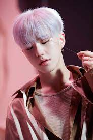 In the mv, hoshi takes on the spirit of a spider as he climbs walls and hangs upside down. Hoshi Spider Mv Behind Sketch In 2021 Hoshi Seventeen Seventeen Hoshi
