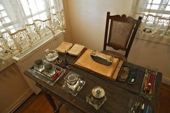 Hüseyin Rahmi Gürpınar Müzesi - Hüseyin Rahmi Gürpınar Museum, Heybeliada Resmi - Tripadvisor